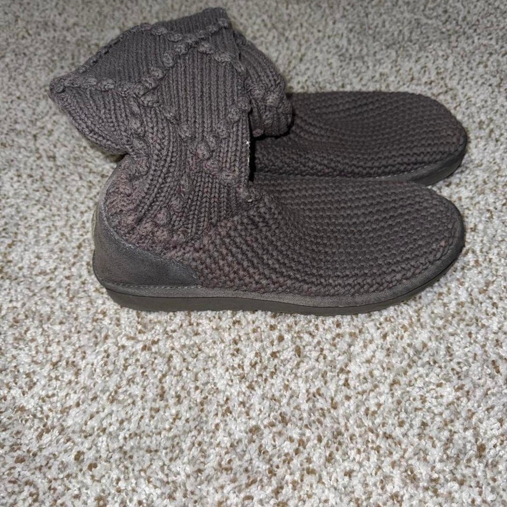 Y2K UGG sweater boots